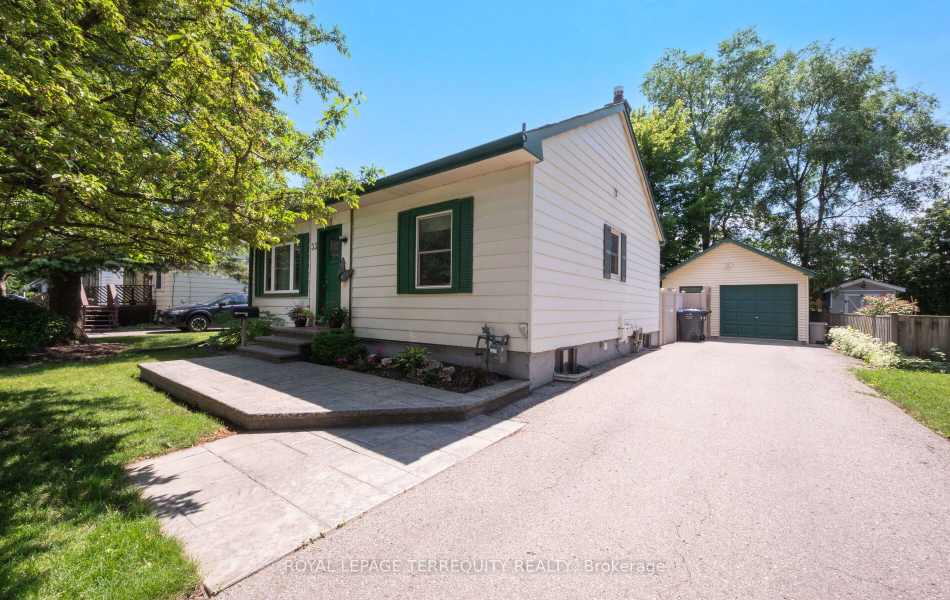 33 Rogers Road