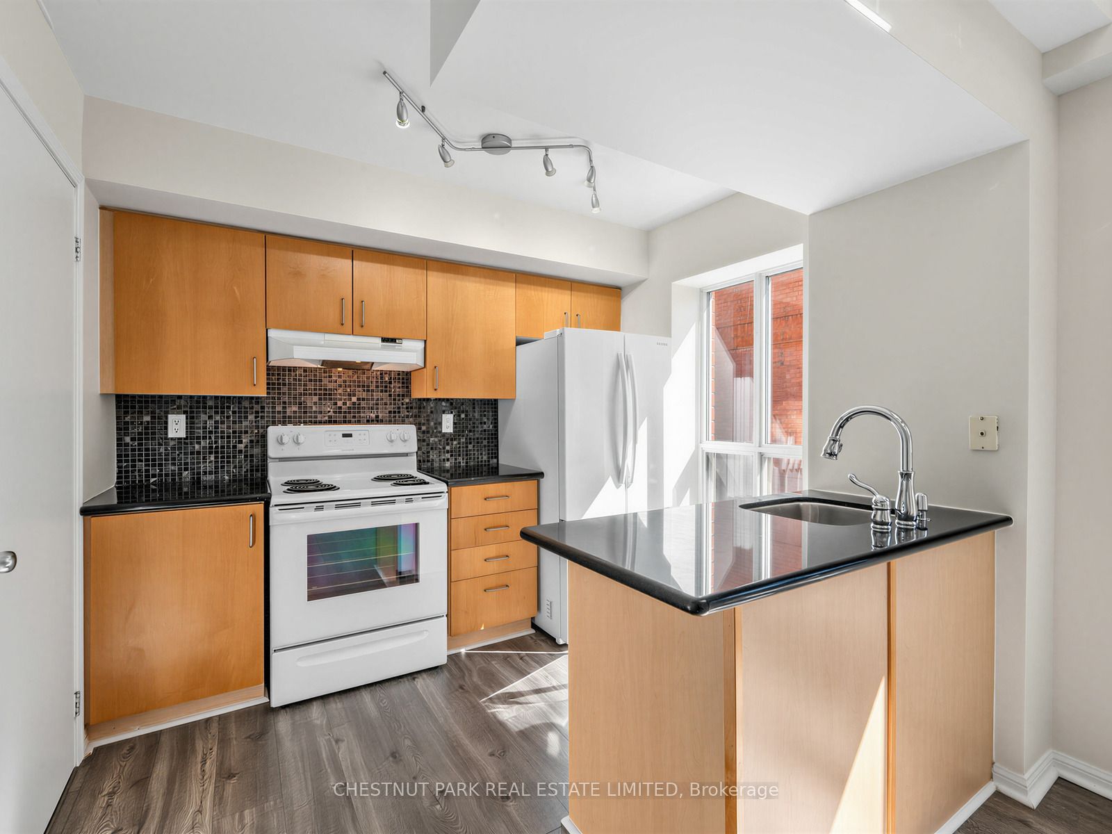 139 Merton Street 246