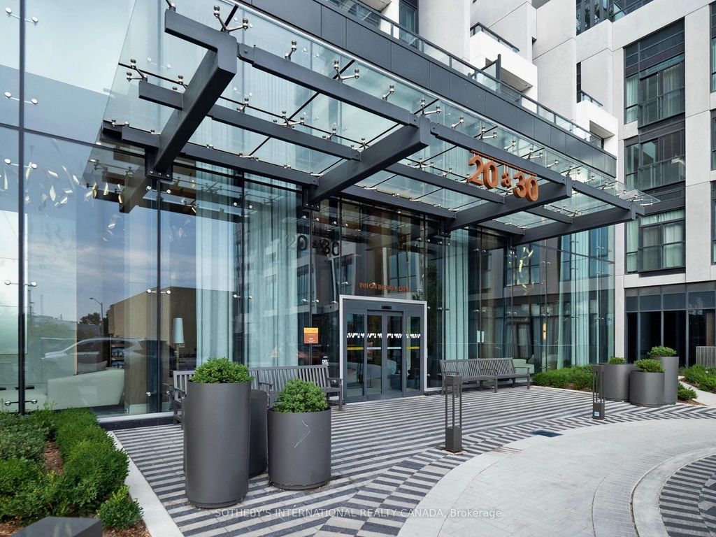 Photo of 30 Inn On the Park Drive #518, Toronto, ON M3C 0P7 (MLS # C12244249)
