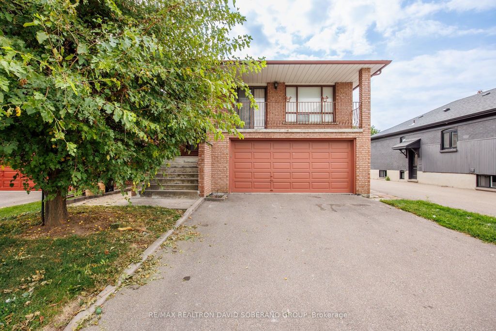 Photo of 335 Ranee Avenue, Toronto, ON M6A 1N9 (MLS # W12427027)