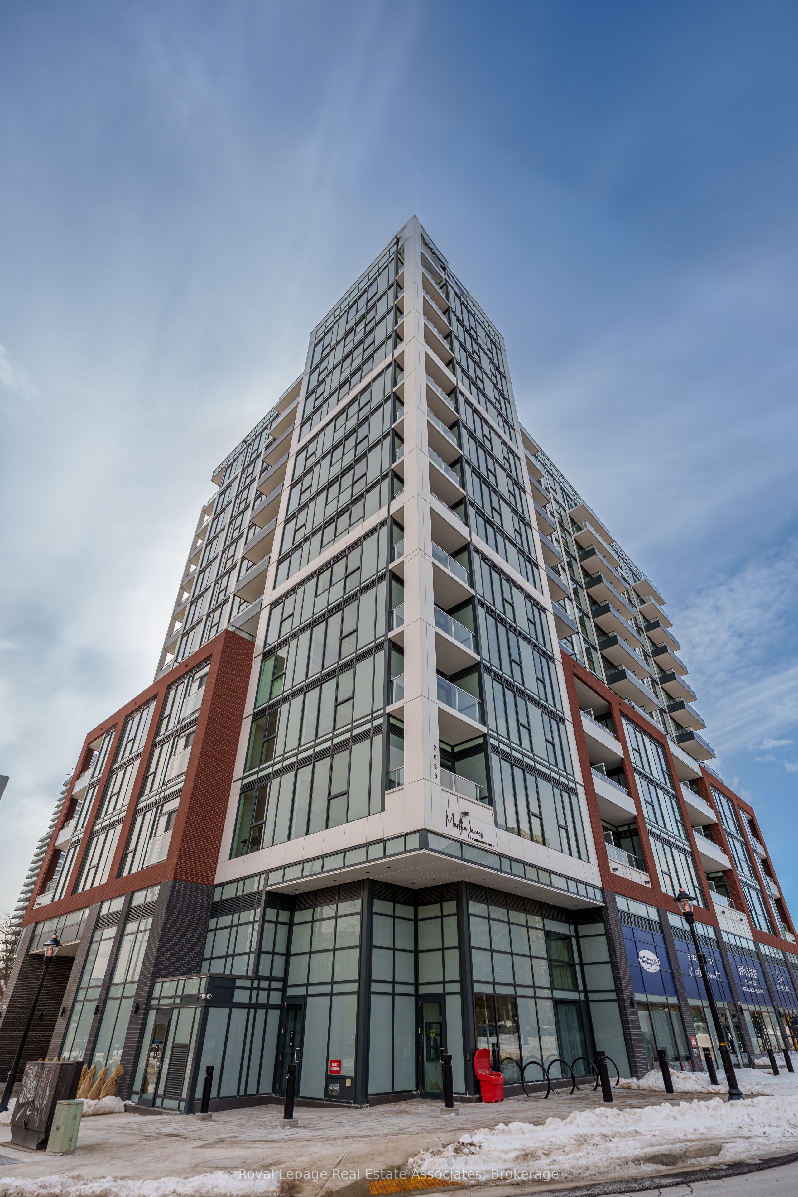 2088 James Street 604