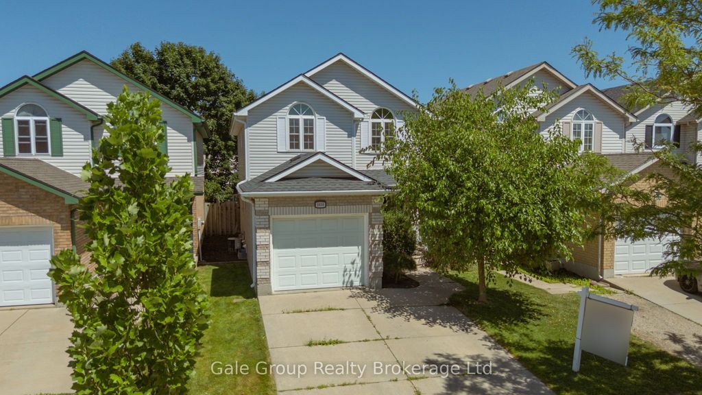 Photo of 1030 Pearson Drive, Woodstock, ON N4S 8V1 (MLS # X13086790)