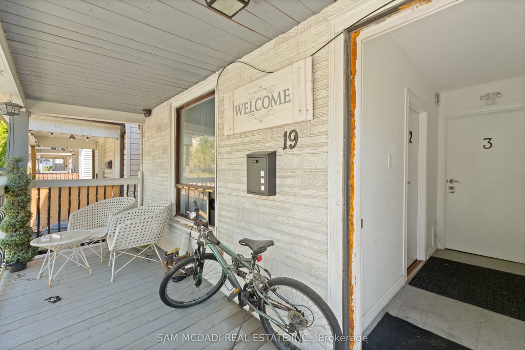 Photo of 19 Toffee Court, Toronto, ON M8V 3B9 (MLS # W13740342)