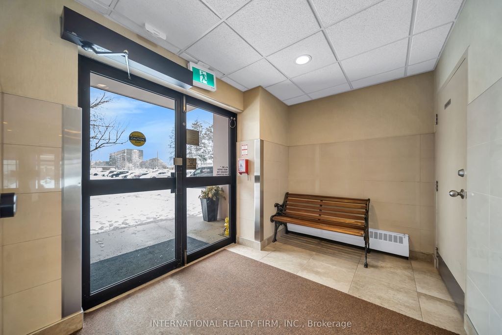 Photo of 1615 Bloor St Street #801, Mississauga, ON L4X 1S2 (MLS # W13453144)