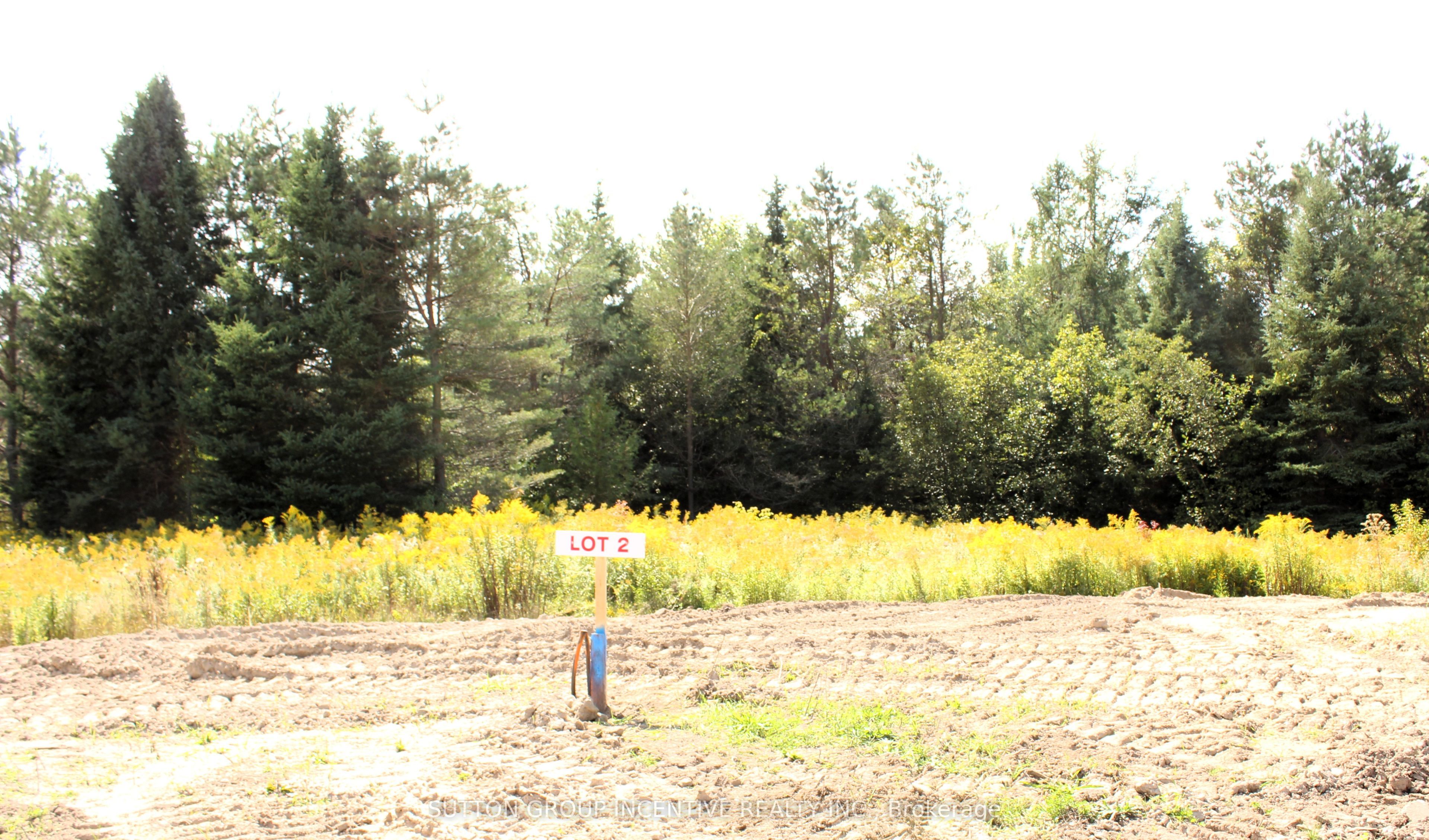 Photo 1 of 6 — 19 Rumble Court, Springwater, ON L0L 1V0