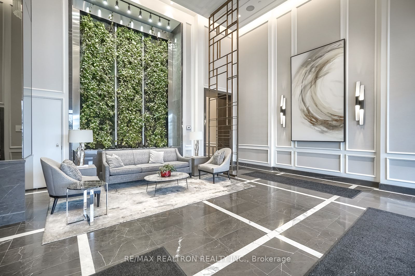 1 Grandview Avenue 2707