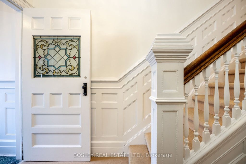 Photo of 135 Madison Avenue, Toronto, ON M5R 2S3 (MLS # C12447205)