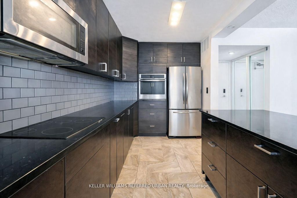 Photo of 10 Martha Eaton Way #1811, Toronto, ON M6M 5B3 (MLS # W13159042)