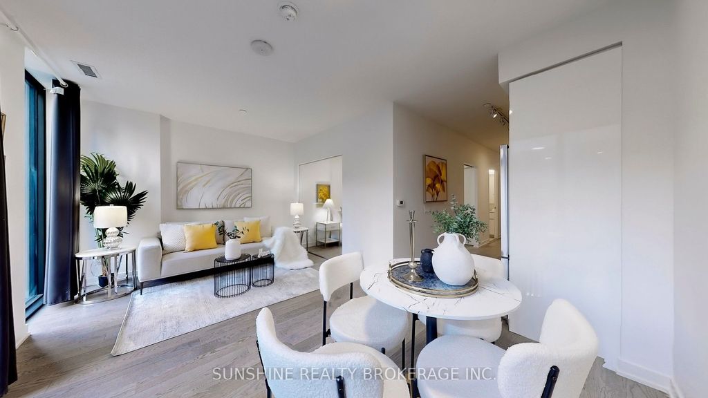 Photo of 25 Richmond Street E #422, Toronto, ON M5A 4T7 (MLS # C12813716)