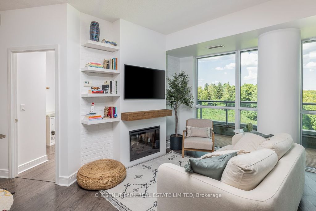 Photo of 35 Brian Peck Crescent #306, Toronto, ON M4G 0A5 (MLS # C13084578)