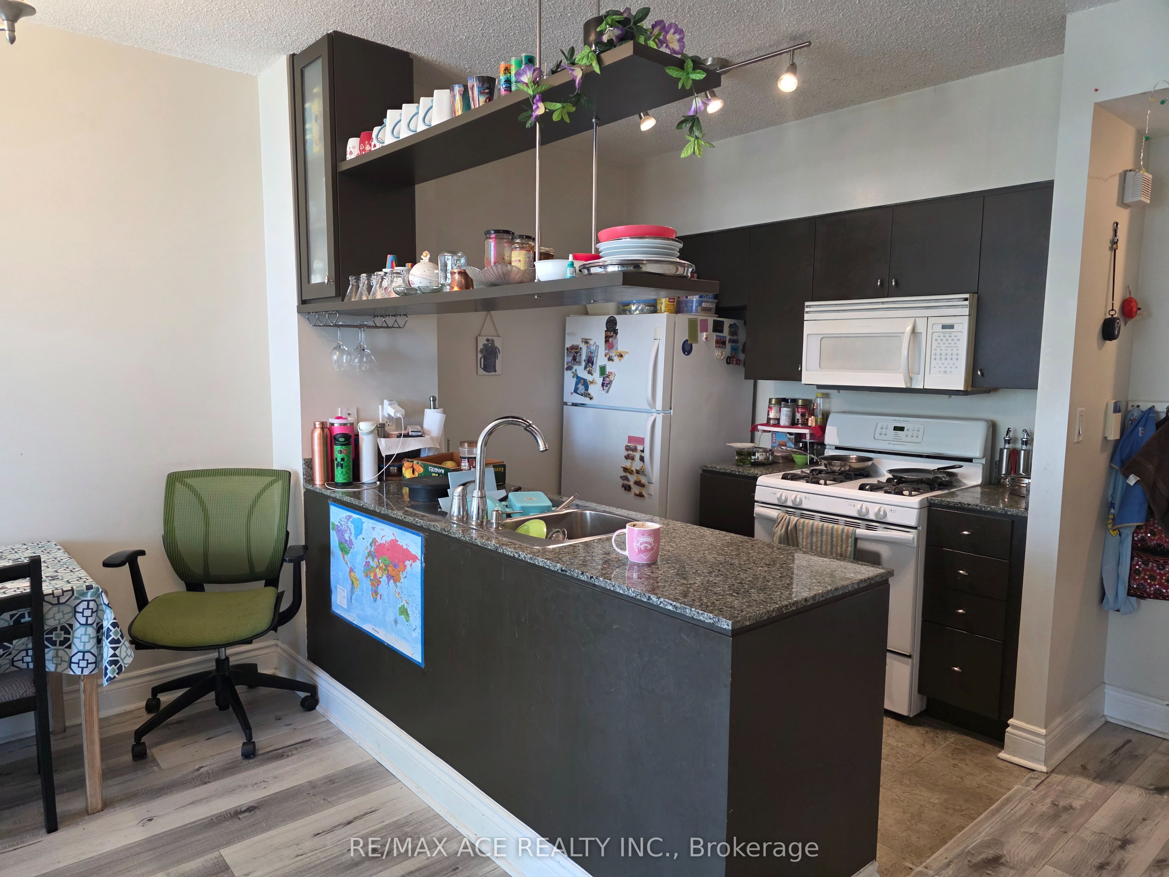 35 Mariner Terrace 1801