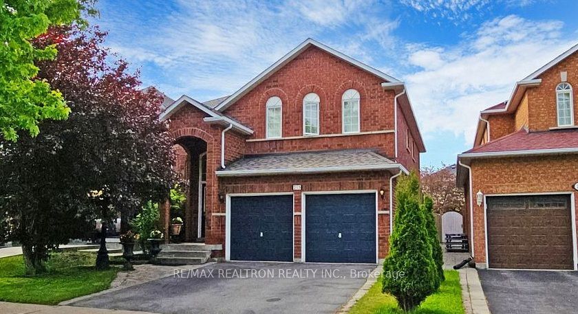 Photo of 215 Drummond Drive, Vaughan, ON L6A 3C1 (MLS # N13562544)