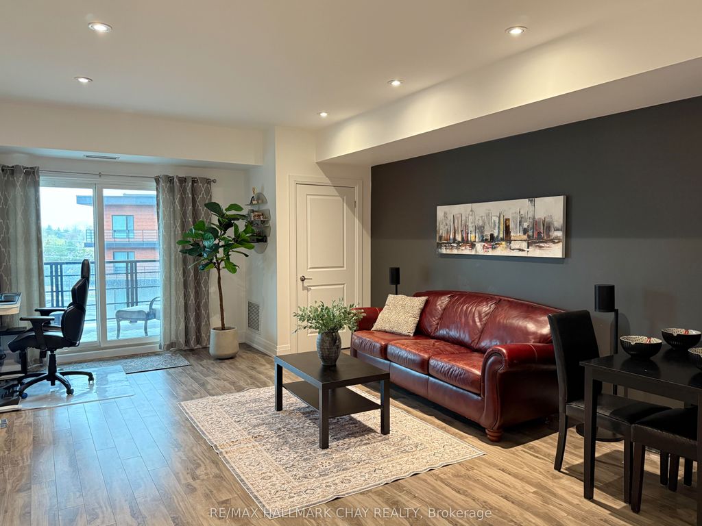 Photo of 302 Essa Road #505, Barrie, ON L9J 0H3 (MLS # S13091484)