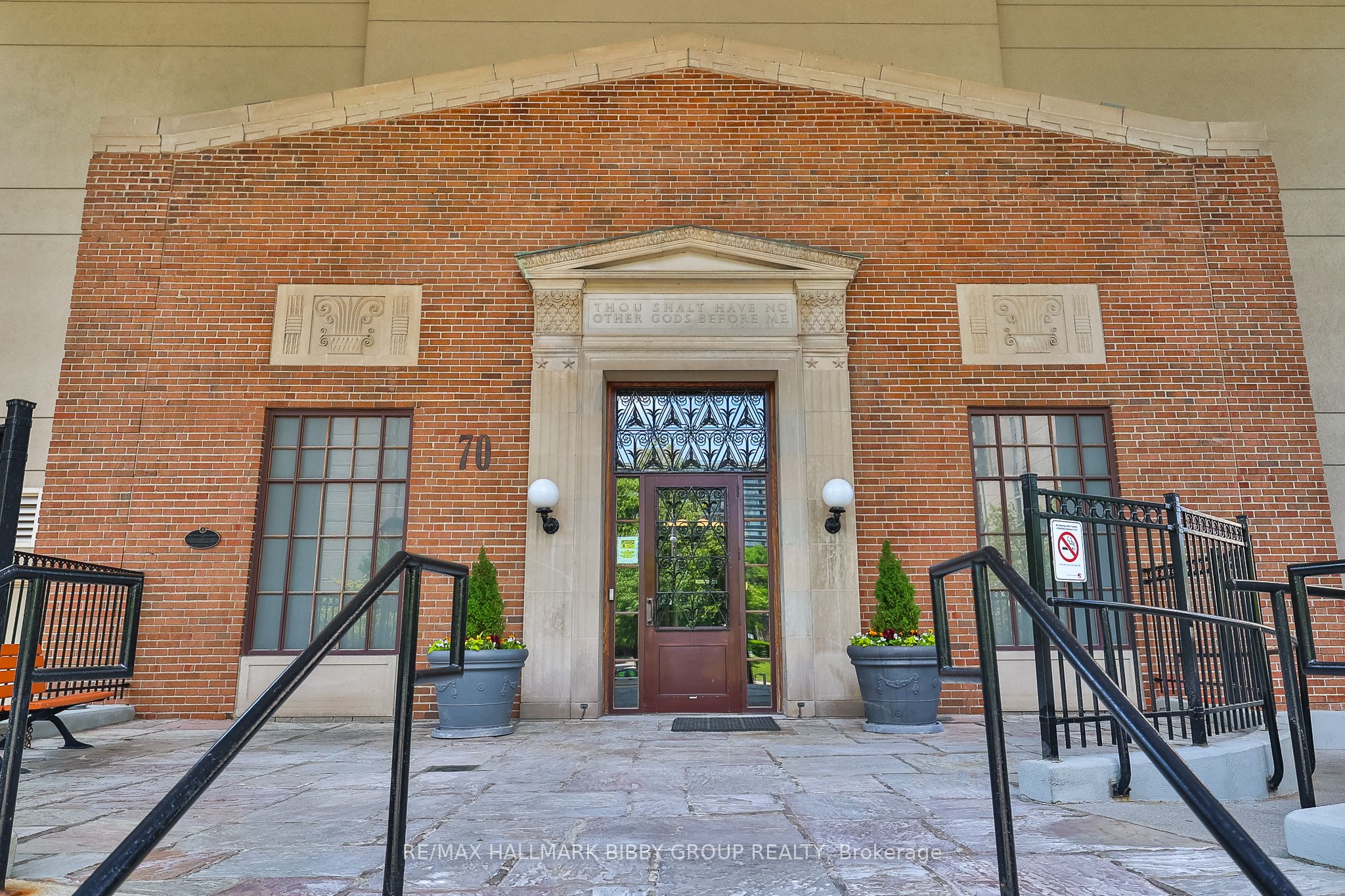 70 High Park Avenue 1304