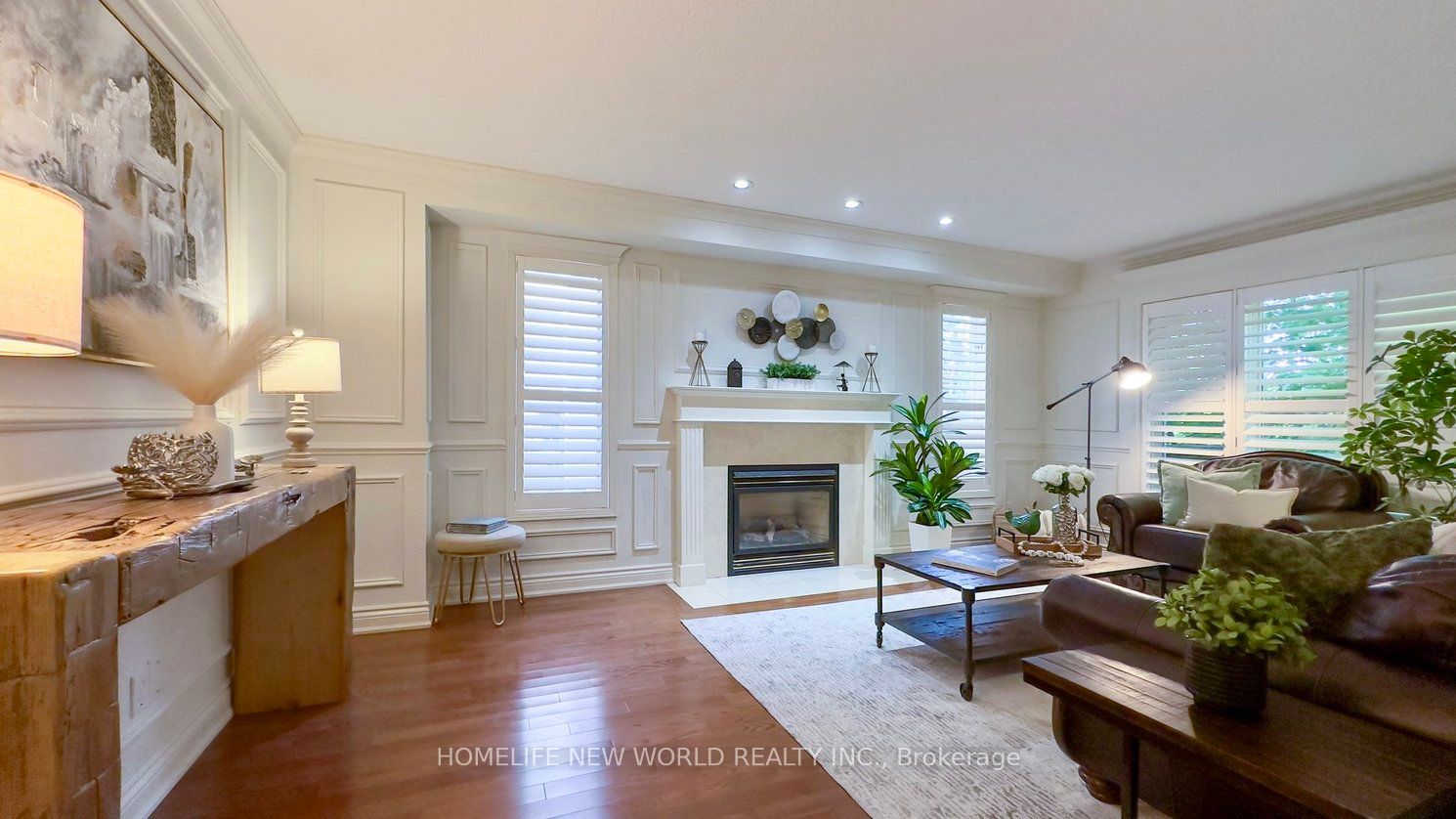 35 Chipperfield Crescent