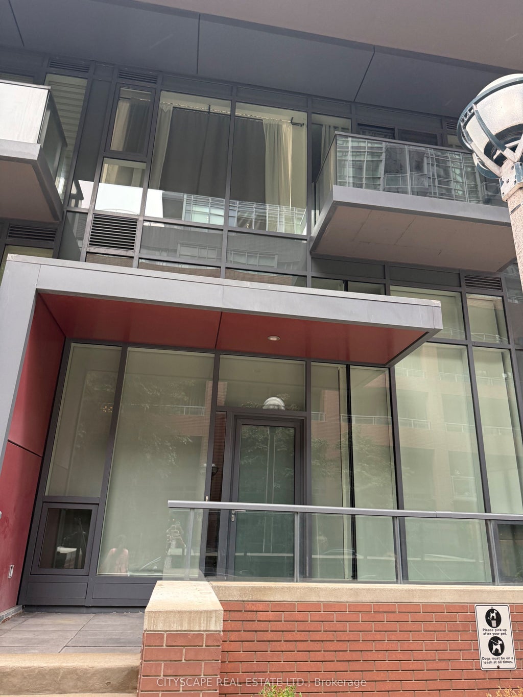 Photo of 20 Bruyers Mews #Th03, Toronto, ON M5V 0G7 (MLS # C13809558)