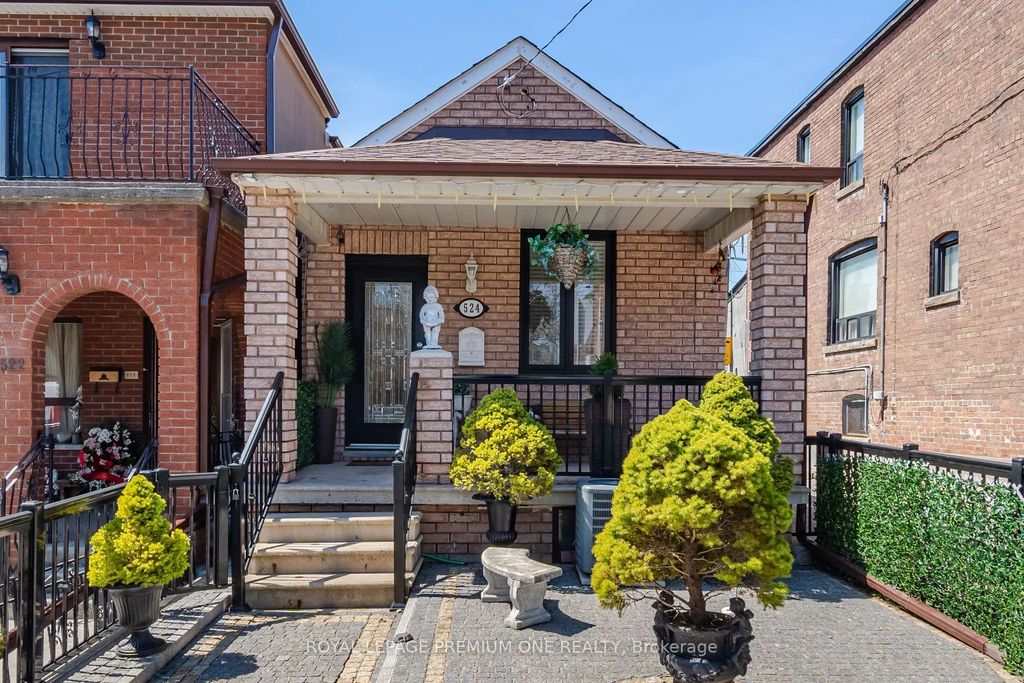 Photo of 524 Salem Avenue N, Toronto, ON M6H 3E1 (MLS # W12406347)