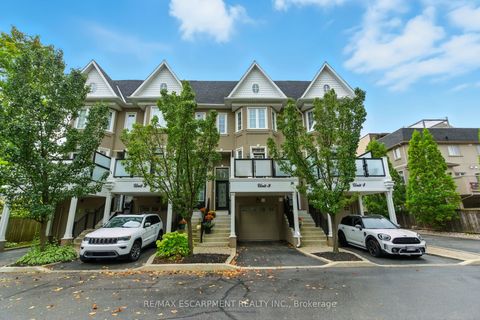 117 Nelson Street 3 Oakville ON L6L 3J1