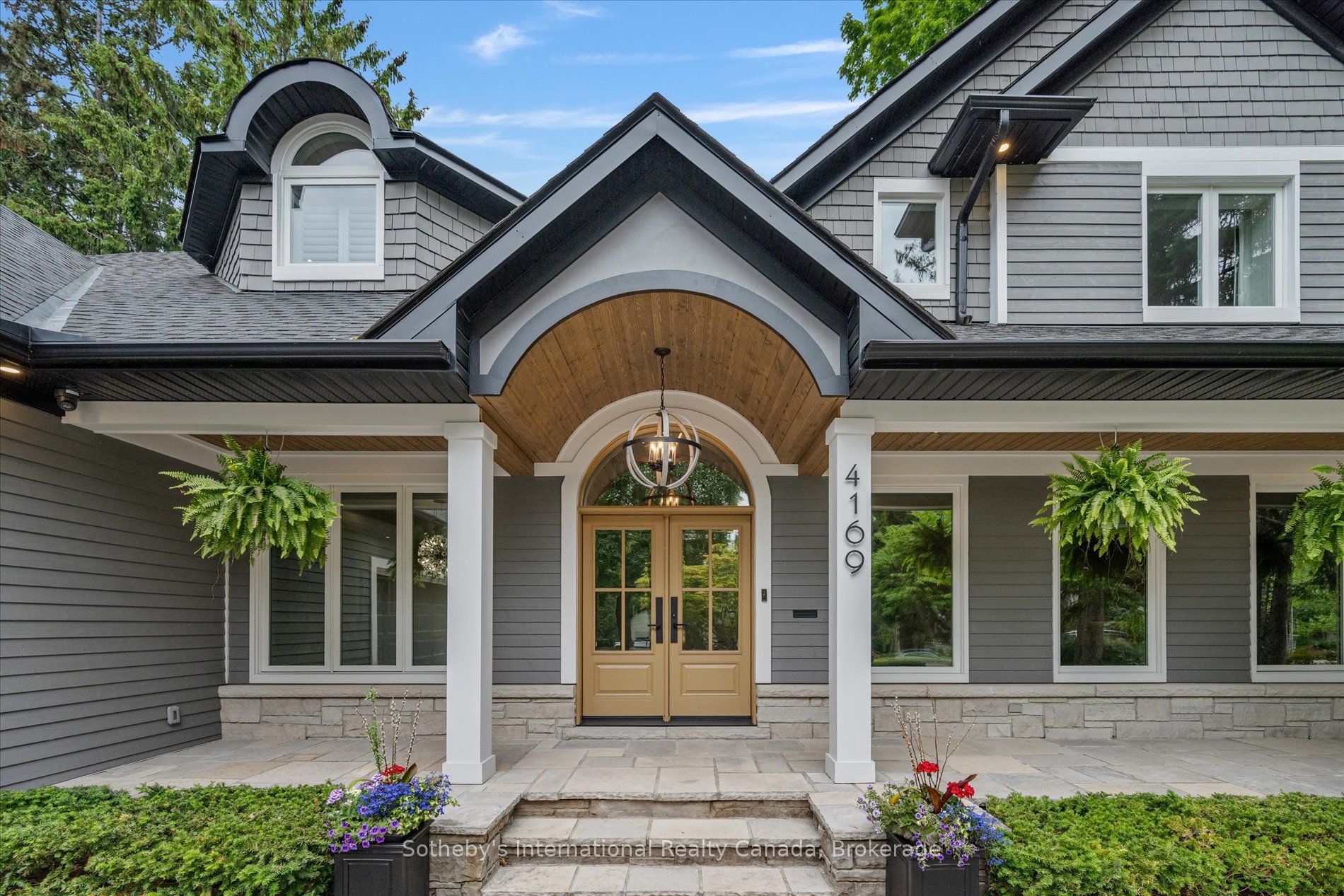 4169 Lakeshore Road