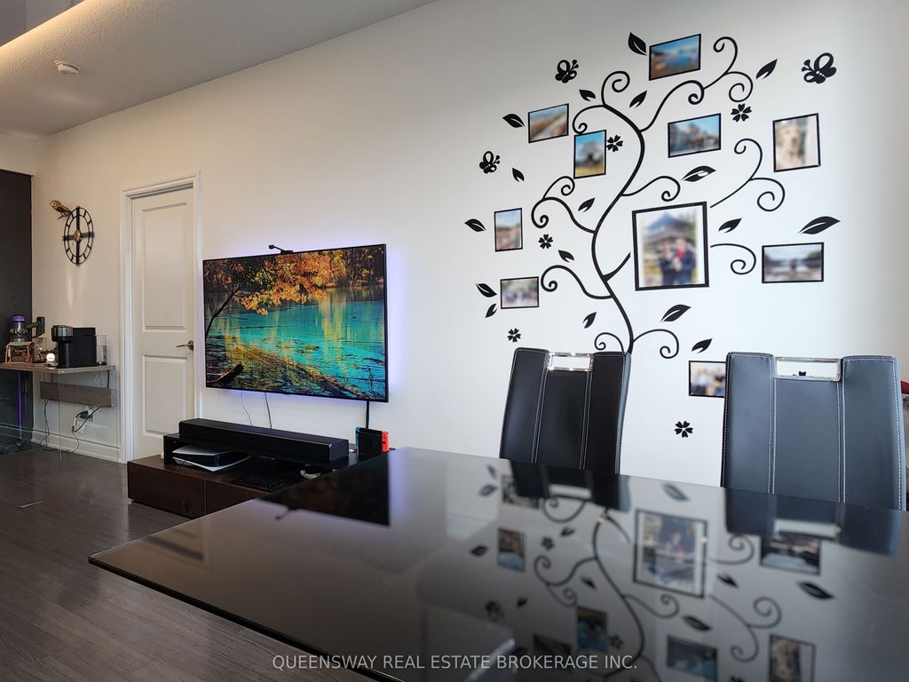 Photo of 277 Souith Park Road #209, Markham, ON L3T 0B7 (MLS # N12760318)