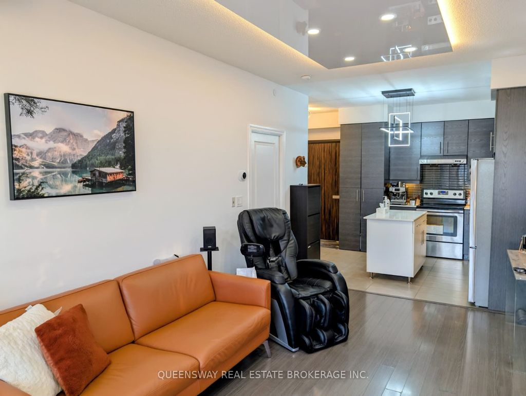 Photo of 277 Souith Park Road #209, Markham, ON L3T 0B7 (MLS # N12760318)