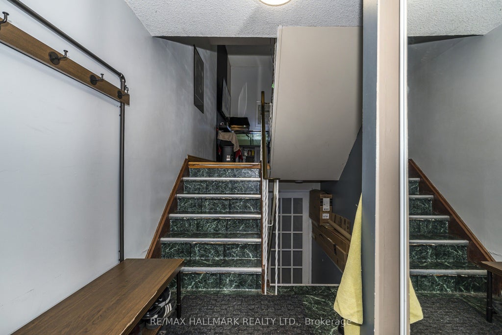 Photo of 1330 Trowbridge Drive #42, Oshawa, ON L1G 7L1 (MLS # E13212250)