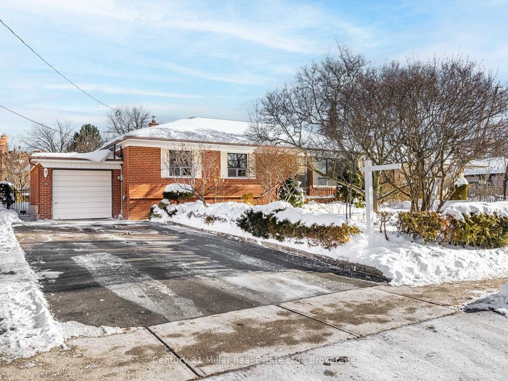 Photo of 309 Queen Mary Drive, Oakville, ON L6K 3L5 (MLS # W12745594)