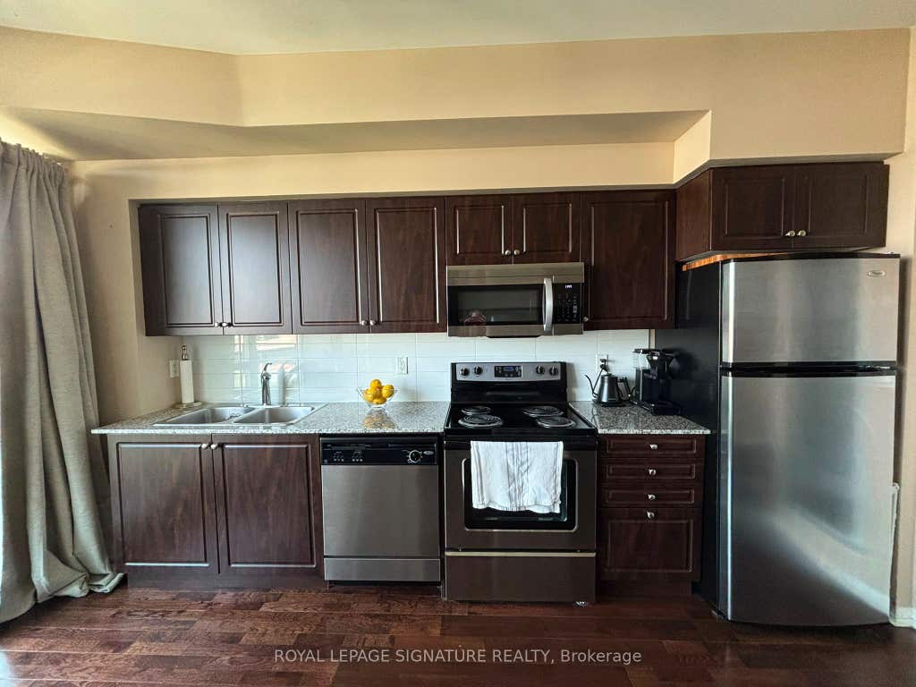 Photo of 209 Fort York Boulevard #868, Toronto, ON M5V 4A1 (MLS # C13596266)