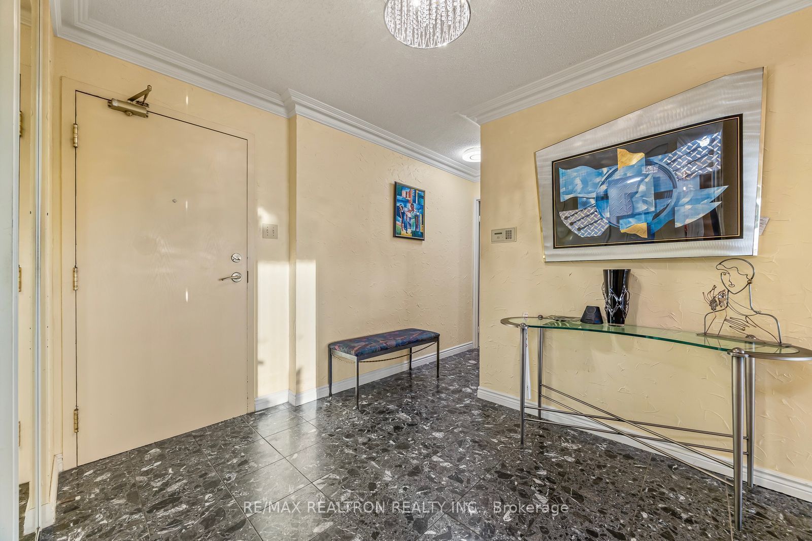 7300 Yonge Street 510