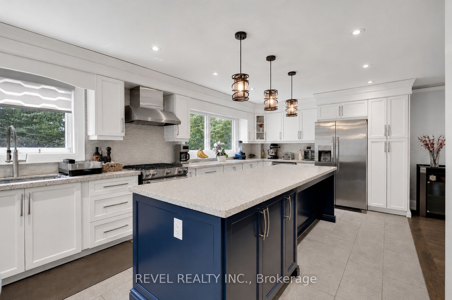 Photo 1 of 40 — 79 Arran Crescent, Vaughan, ON L4L 1G4