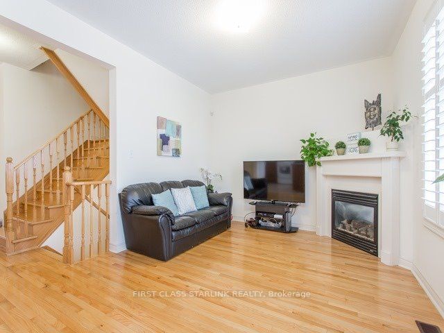 63 Aikenhead Avenue