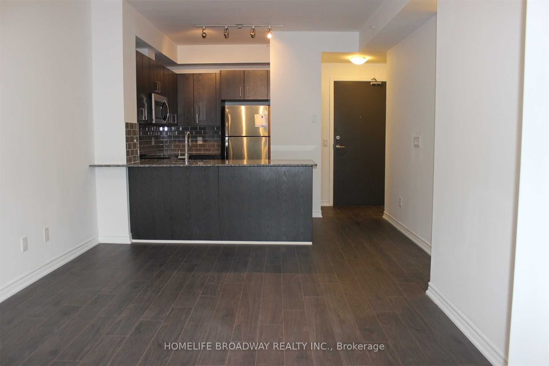 11611 Yonge Street 231