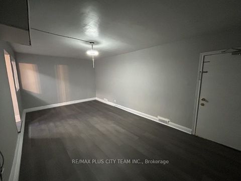 10140 Yonge Street 5 Richmond Hill ON L4C 1T6