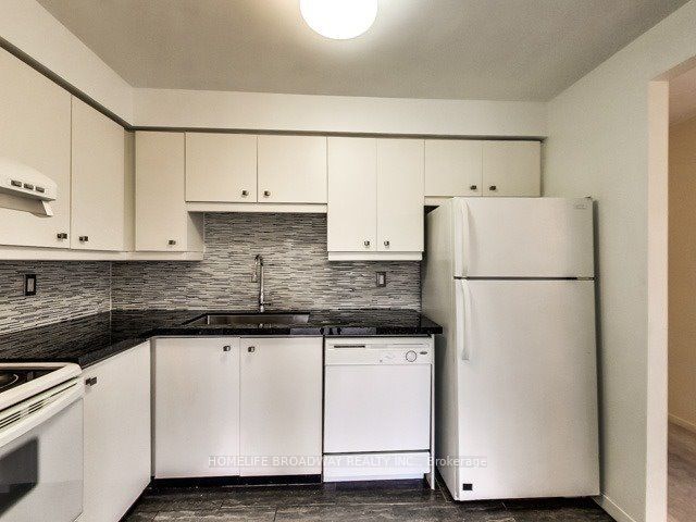 298 Jarvis Street 707