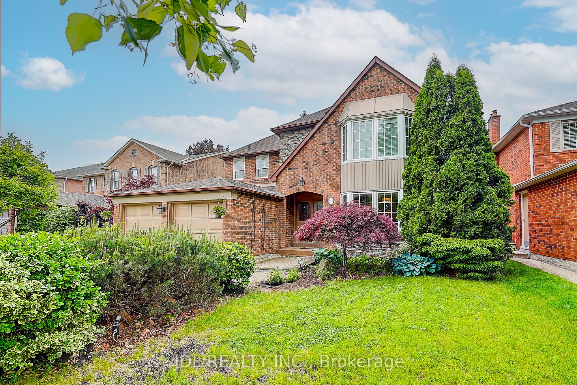 113 Aitken Circle W