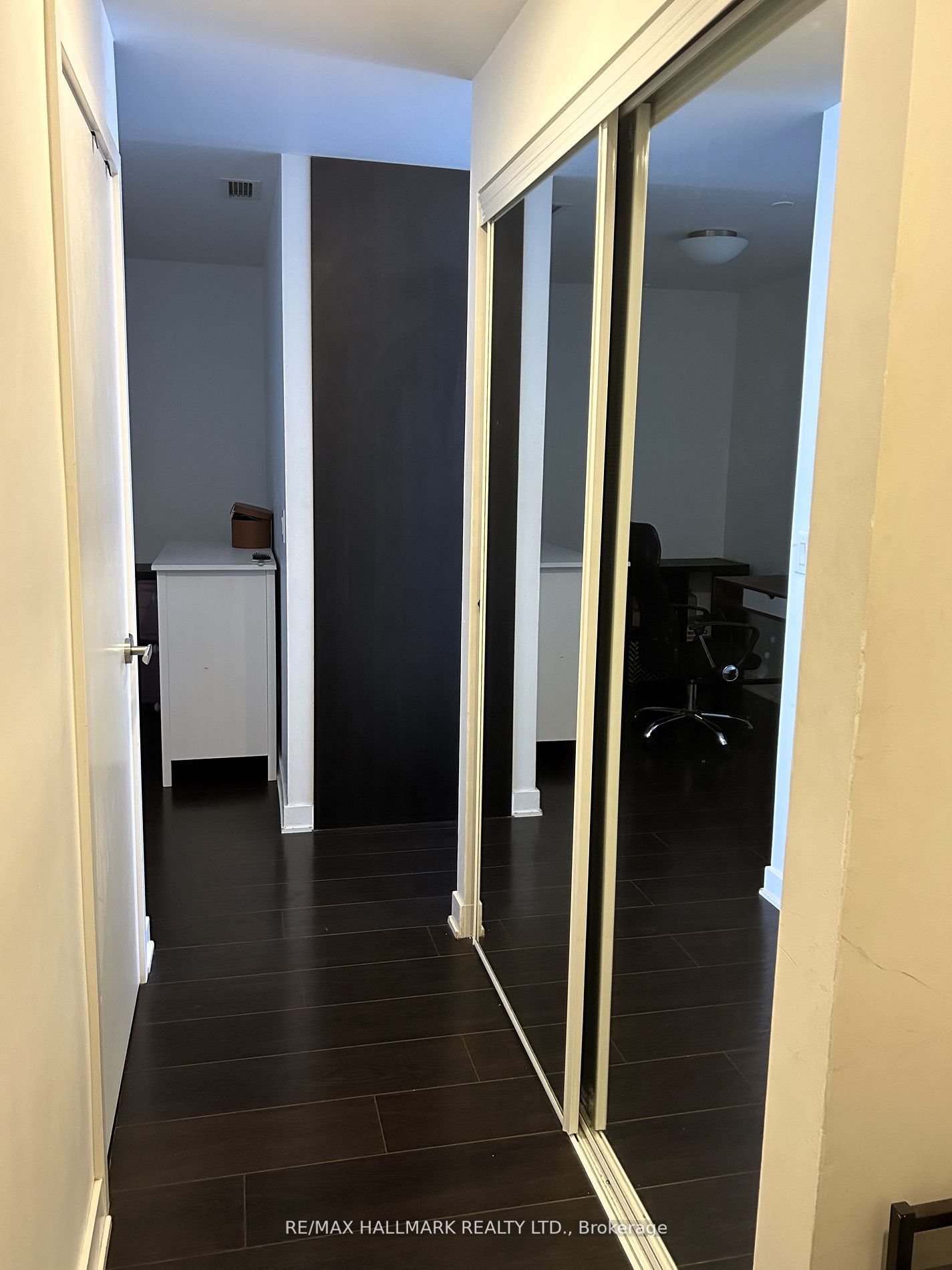 170 Sumach Street 2201