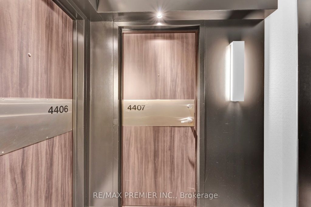 Photo of 210 Victoria Street #4407, Toronto, ON M5B 2R3 (MLS # C13055694)
