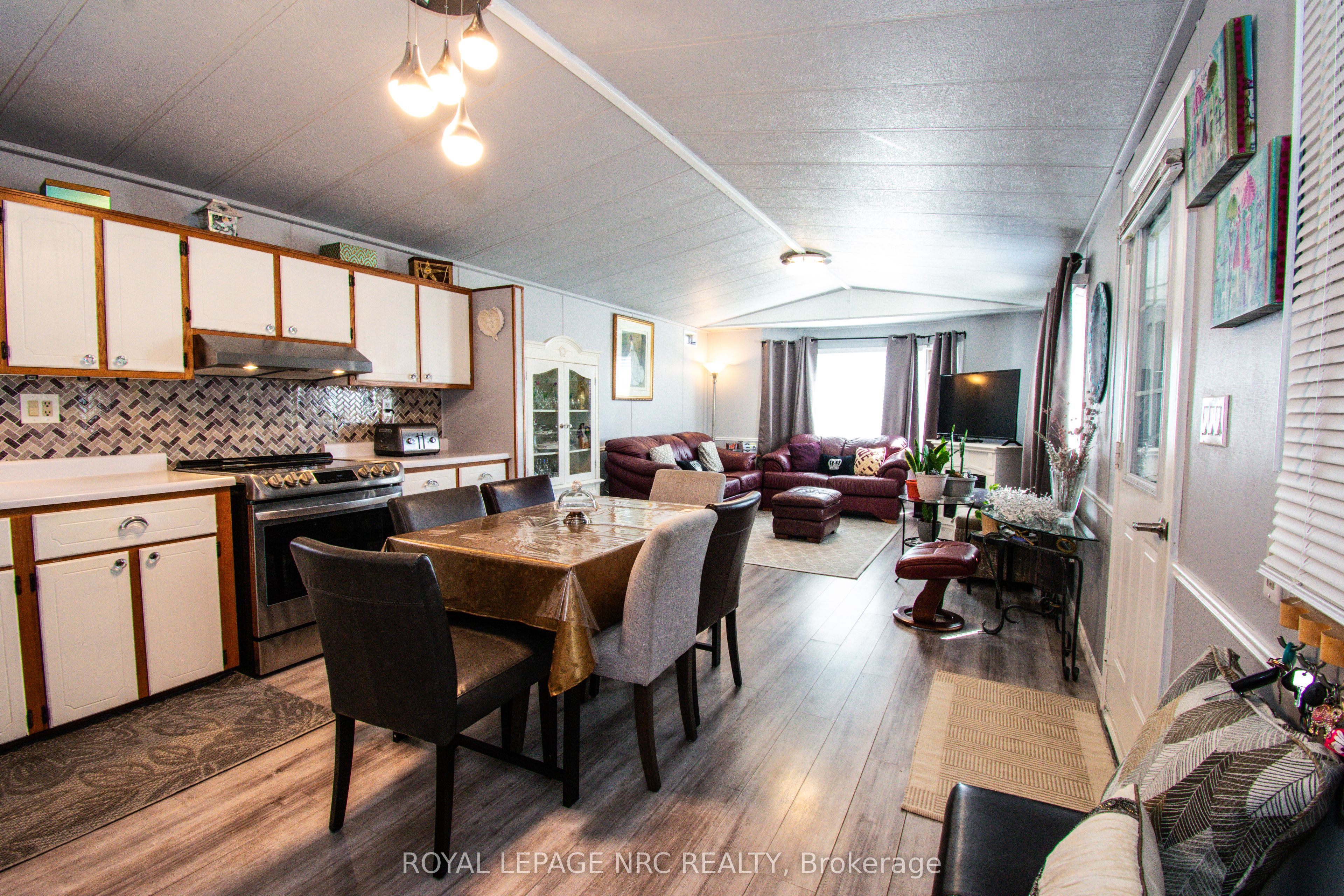 3033 TOWNLINE Road 83