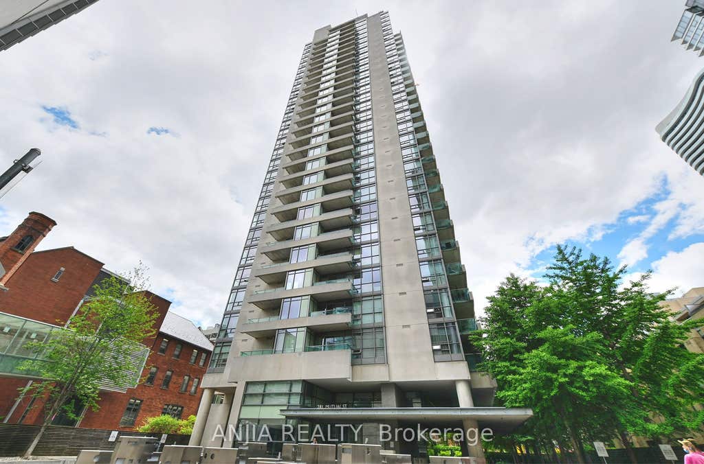 Photo of 281 Mutual Street #1001, Toronto, ON M4Y 3C4 (MLS # C13666514)