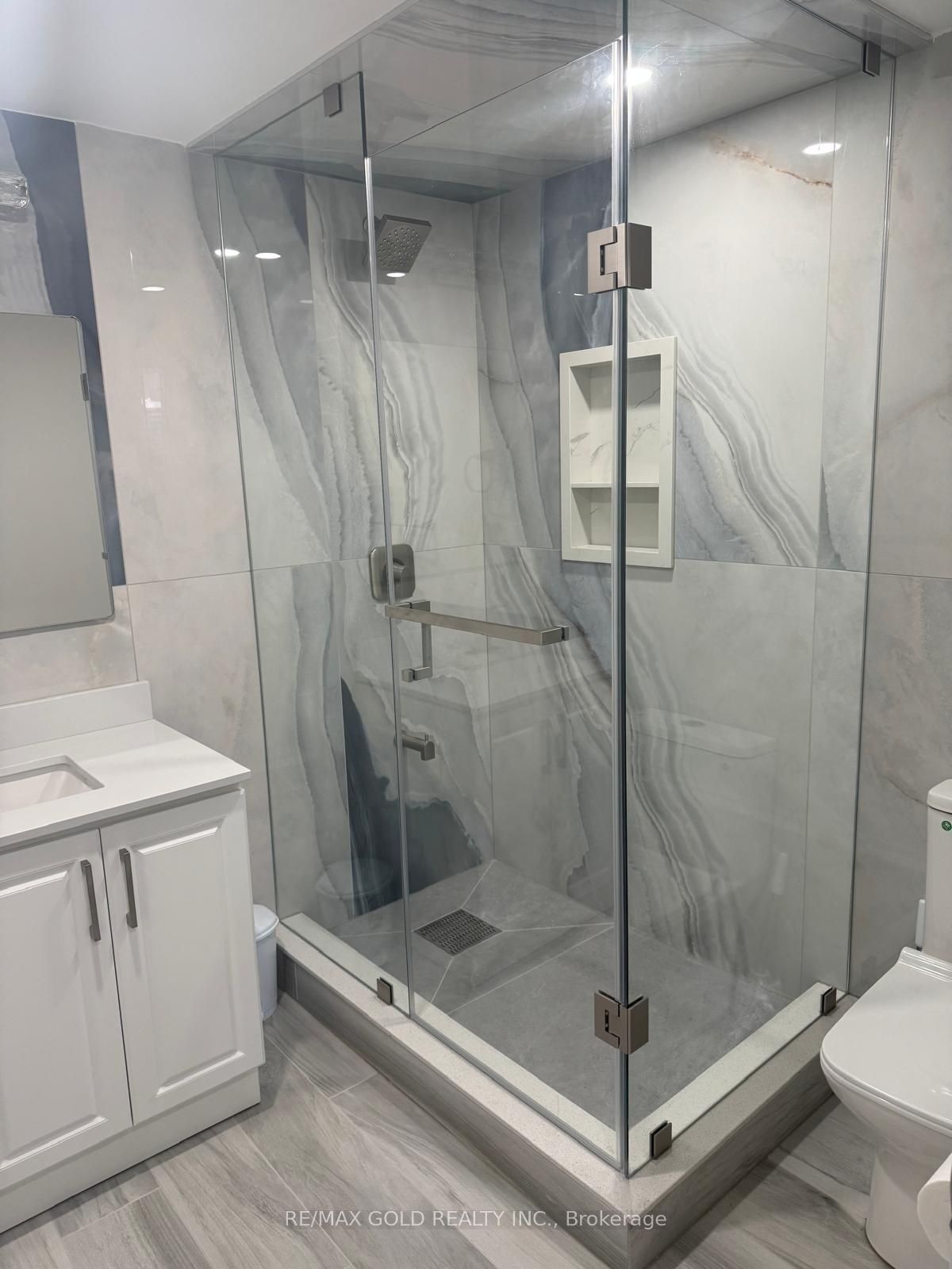 18 observatory Crescent