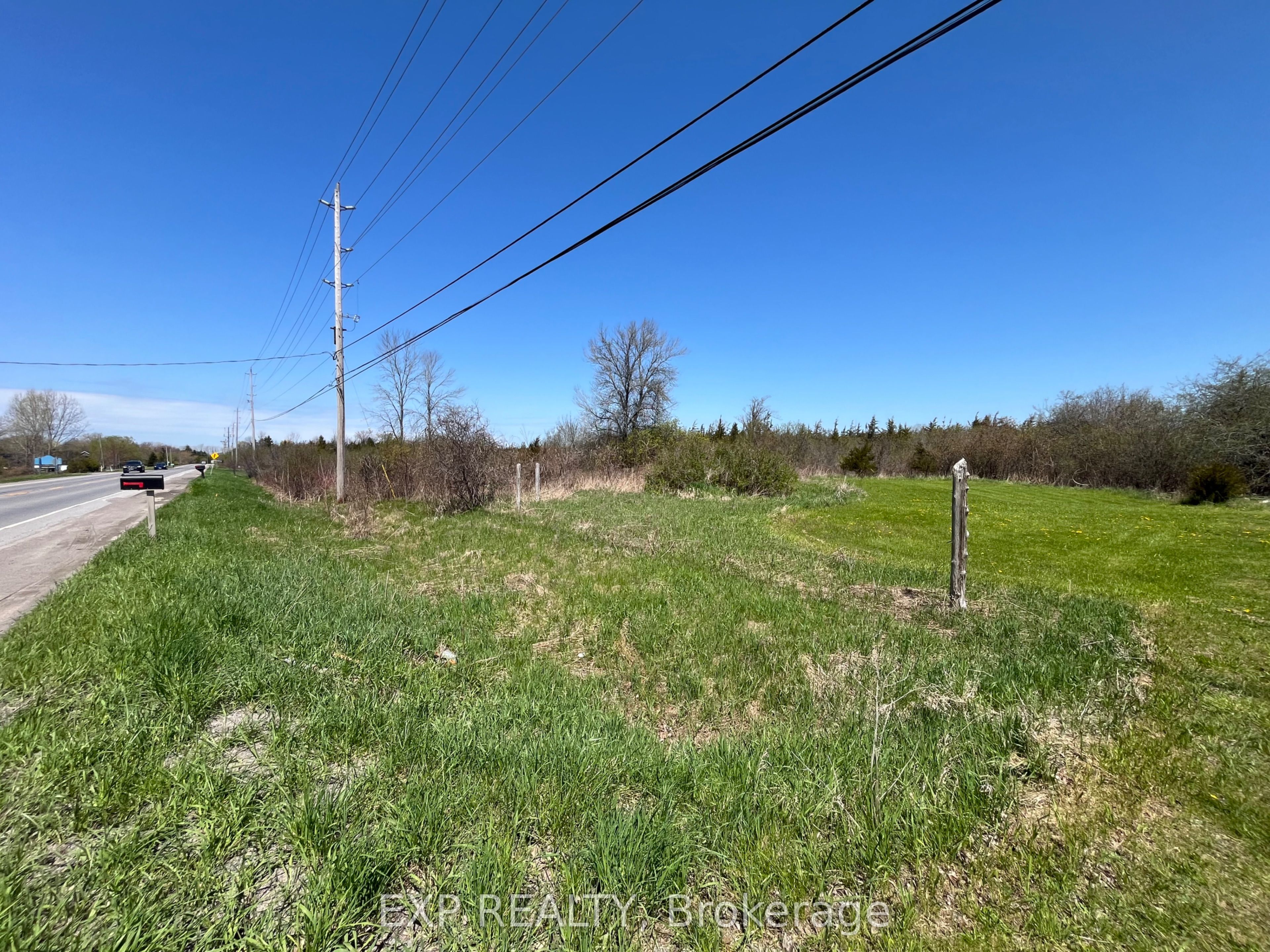 00 Loyalist Parkway