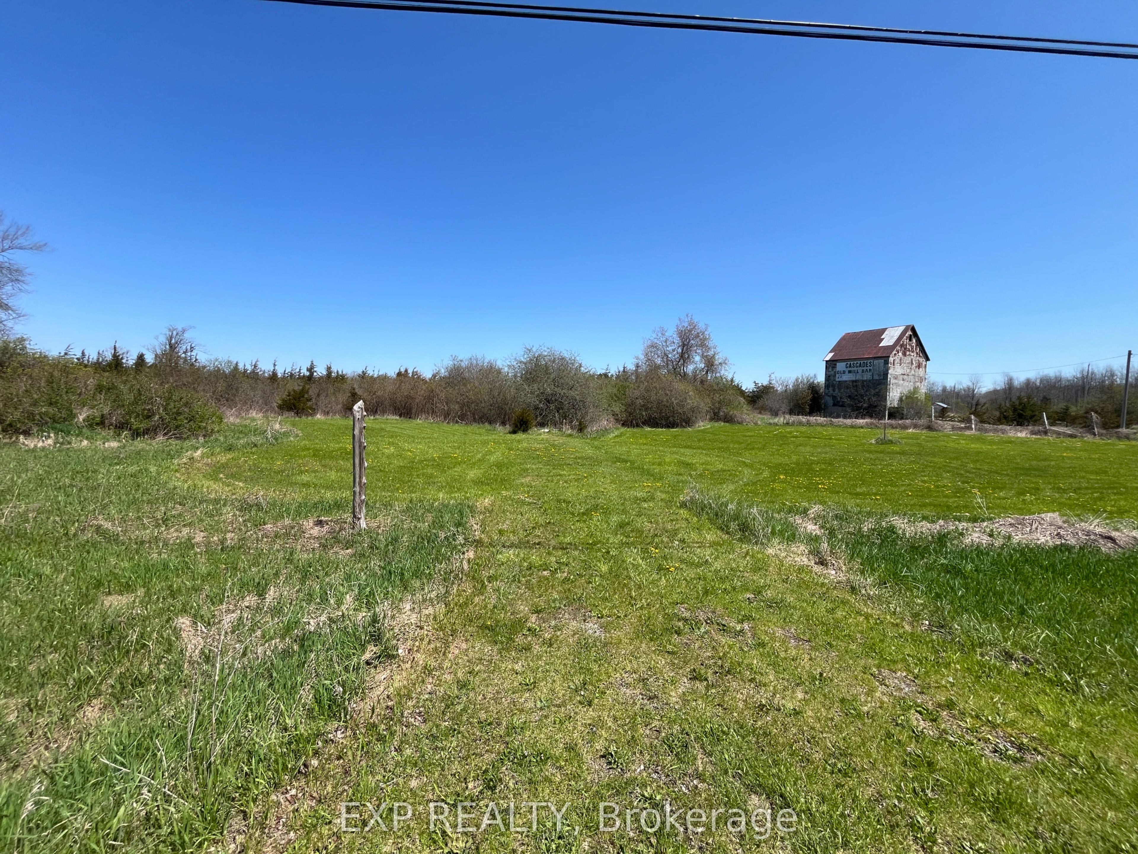 00 Loyalist Parkway