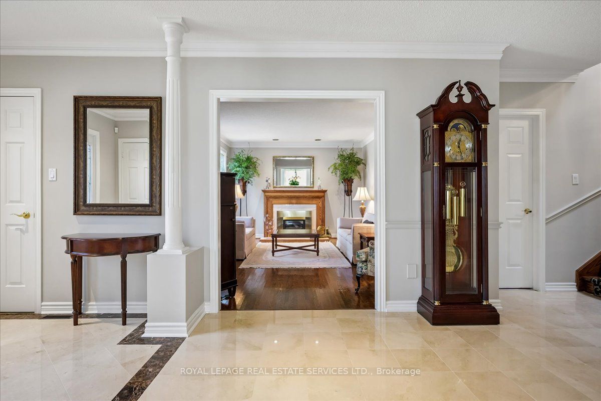 1401 The Links Drive