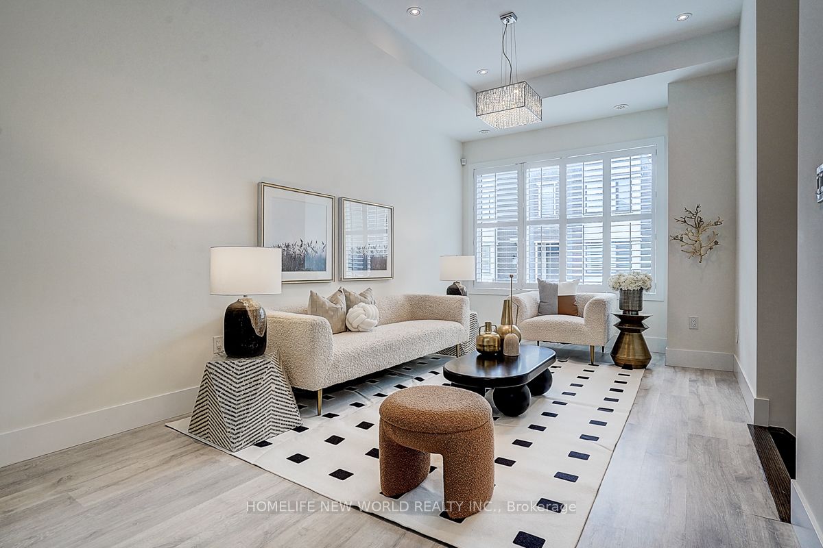25 Sydney Circle
