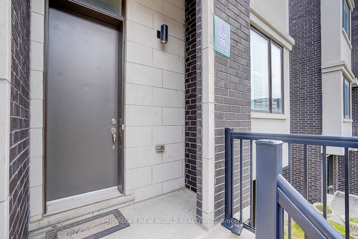 25 Sydney Circle