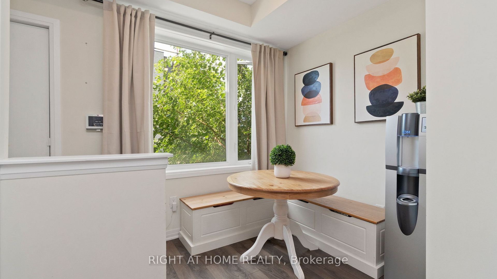 19 Thomas Mulholland Drive