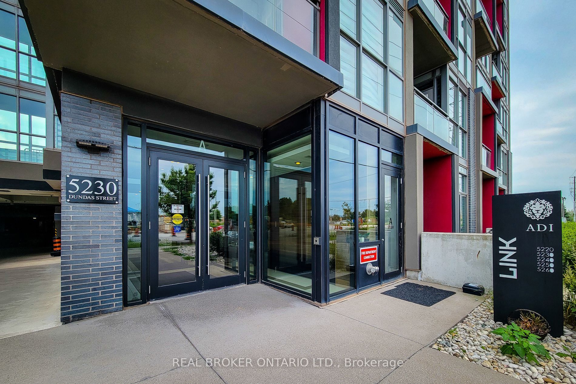 Photo 1 of 50 — 5230 Dundas Street A307, Burlington, ON L7L 0J5