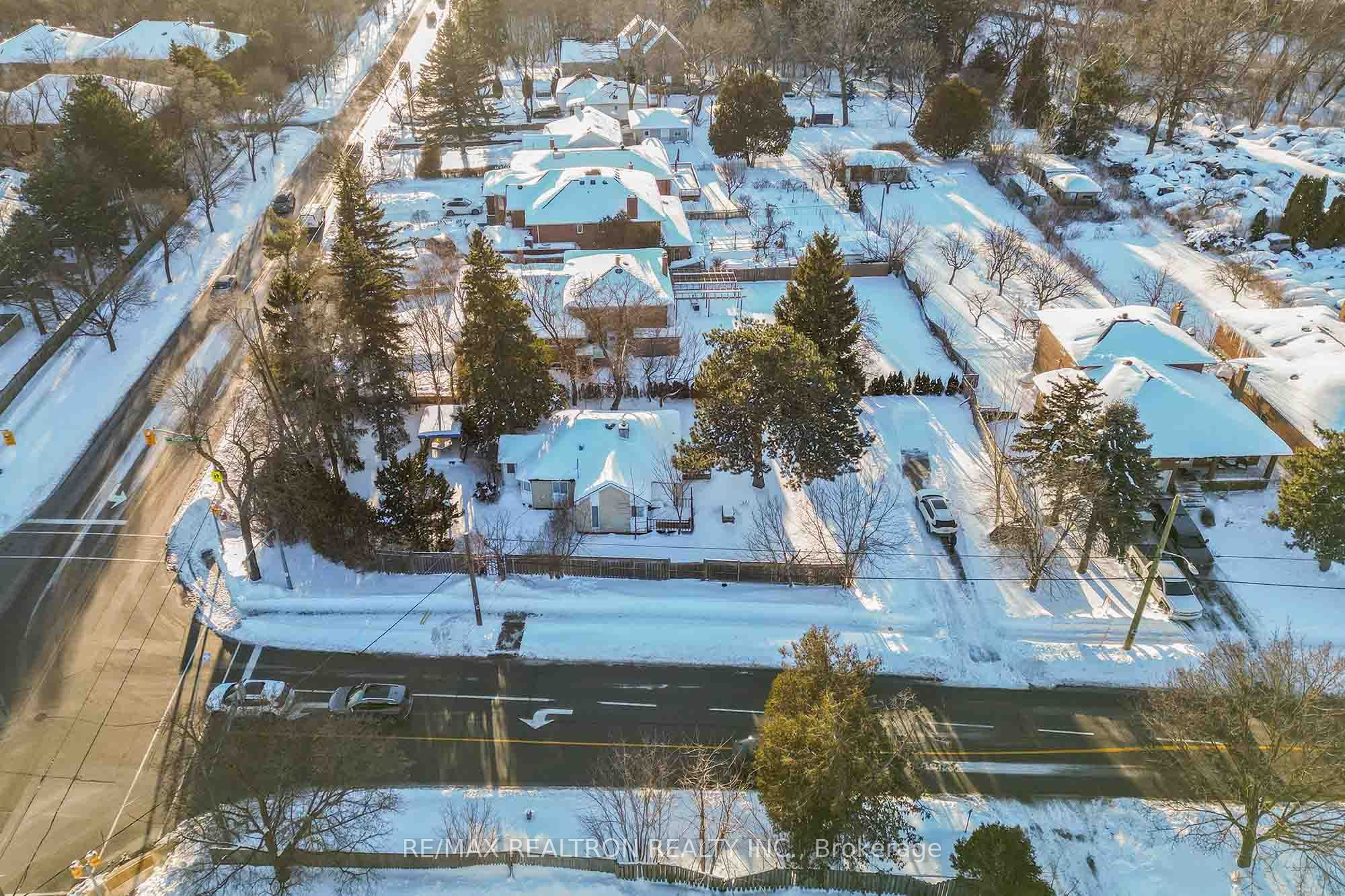 114 Weldrick Road W