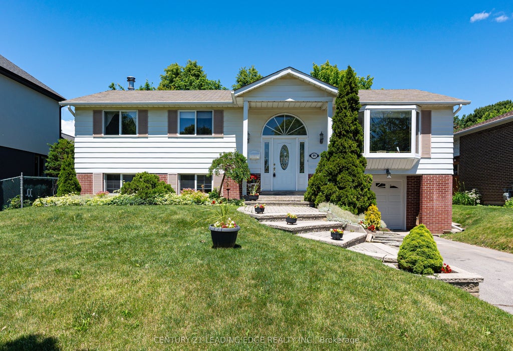 Photo of 94 Southdale Drive, Markham, ON L3P 1K2 (MLS # N13550116)