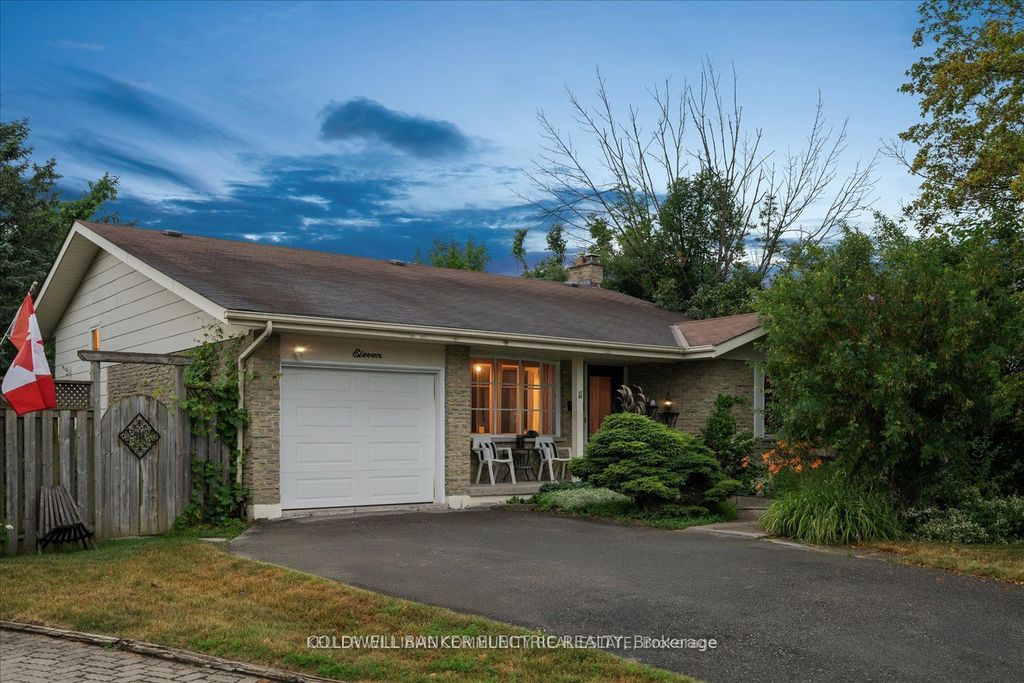 Photo of 11 Bayleaf Court, Peterborough, ON K9K 1A2 (MLS # X13092420)